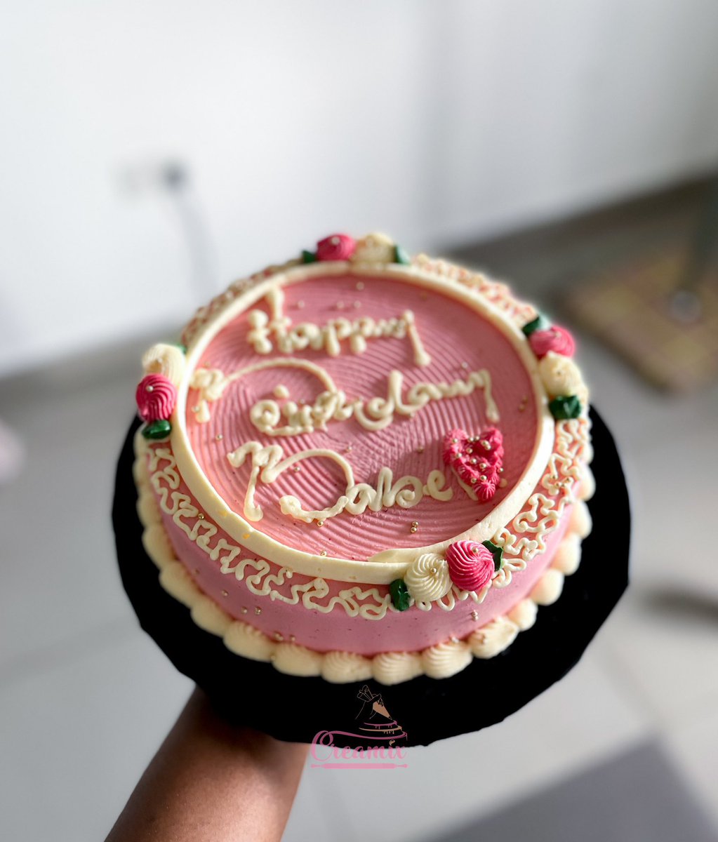 creamixbakeshop's tweet image. It’s another yummlicious week at Creamix Baskeshop.
We’ve got what you need for a great start.

You can place your cake order today and get same day delivery.
Visit: creamixcakes.com to place an order.