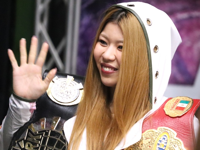 まこページ ♡専用♡ クラリスページ Buy Dual Alien Head Slip-On