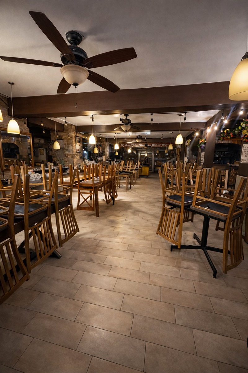 ercuno's tweet image. ☕✨ Bienvenida Semana Laboral ✨☕
Lunes 19 de enero

Gracias de corazón por acompañarnos este domingo familiar 💛
Nos dio muchísimo gusto recibirlos, saludarlos y compartir momentos en familia

Hoy iniciamos la semana llenos de energía, actitud positiva y el mejor de los Ánimos