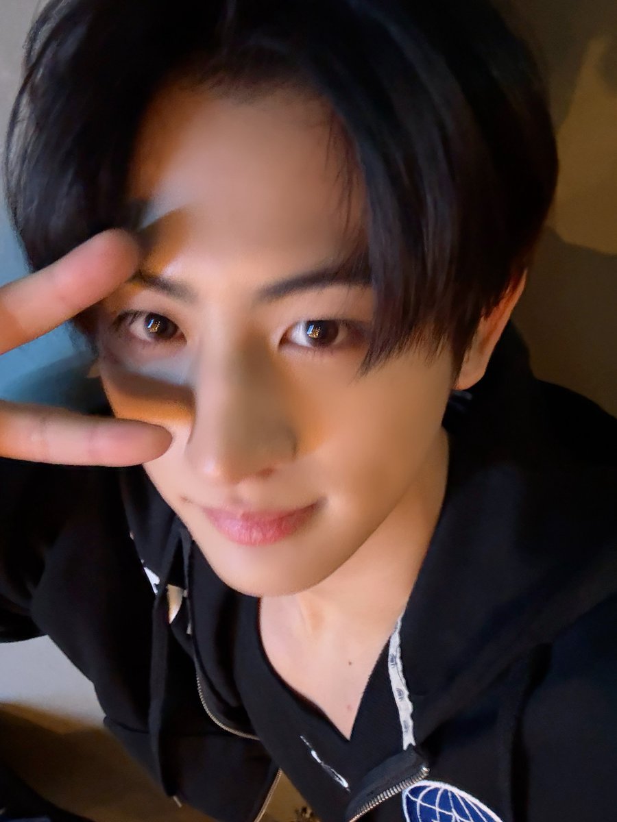 YOUNITE_twt's tweet image. 유니즈 팬콘때 만나요 😙

#형석 #HYUNGSEOK