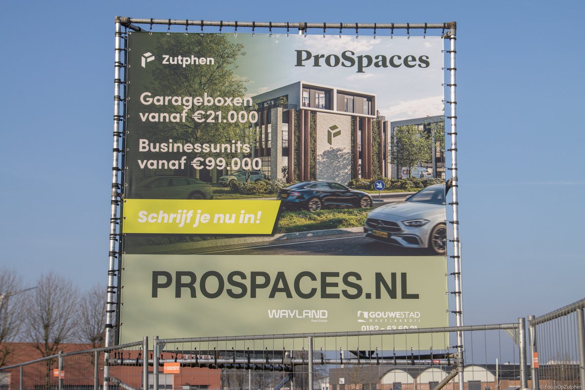 FocusOpZutphen's tweet photo. Foto's toegevoegd van zondag 18 januari 2026.  O.a. woningbouw Baankstraat De Hoven en Lunette-eiland. Ga naar https://t.co/jUbg31kNTn voor meer foto's. https://t.co/XA8dg1bi88