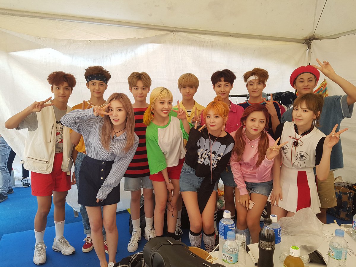 sunhaefs's tweet image. 260119 joy bbl update with nct dream haechan 😆🤏🏻

"ㅋㅋㅋㅋㅋㅋㅋㅋ wow"
"it looks like a photo of elementary school classmates"