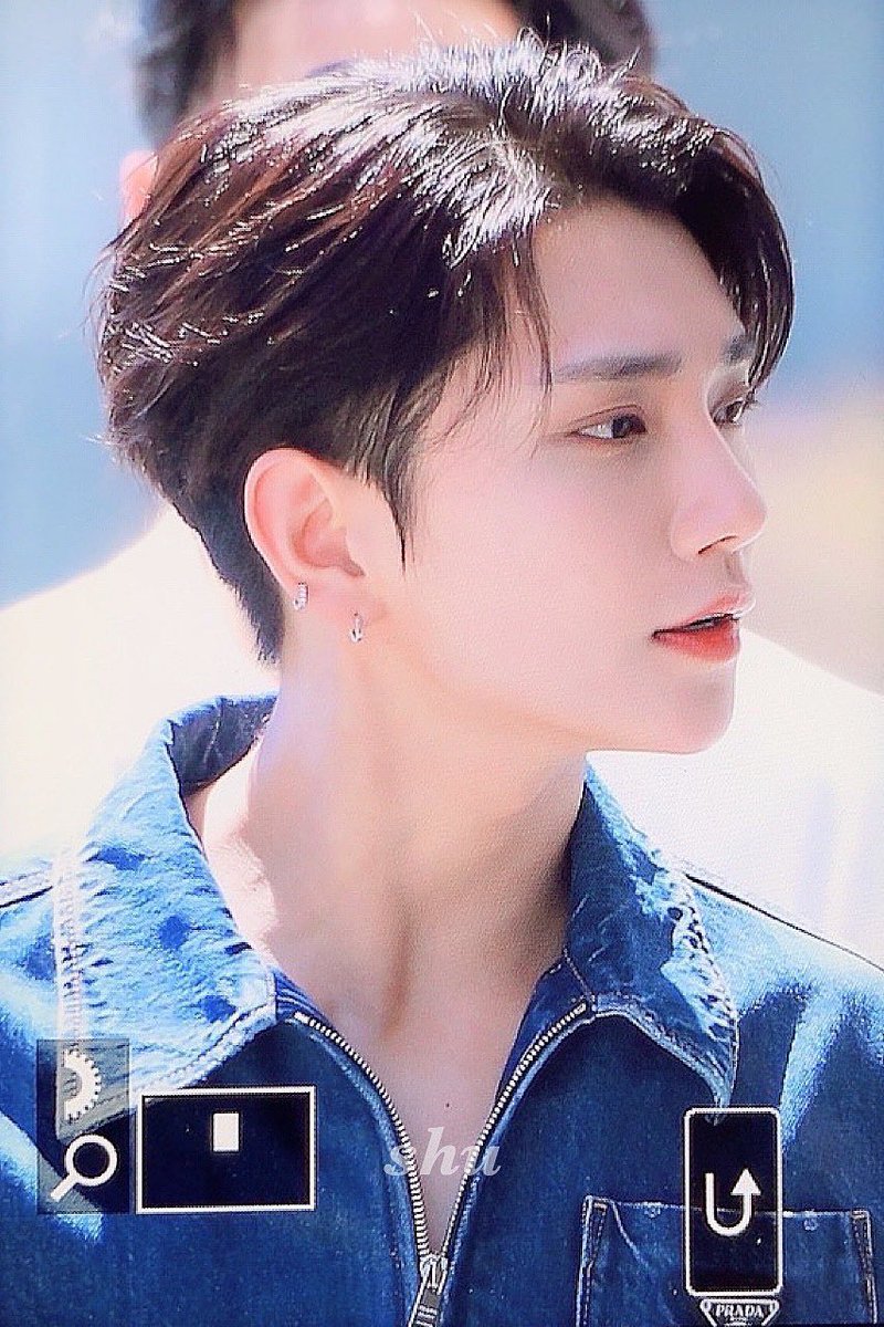 설렌다
프라다 조슈아의 귀환///