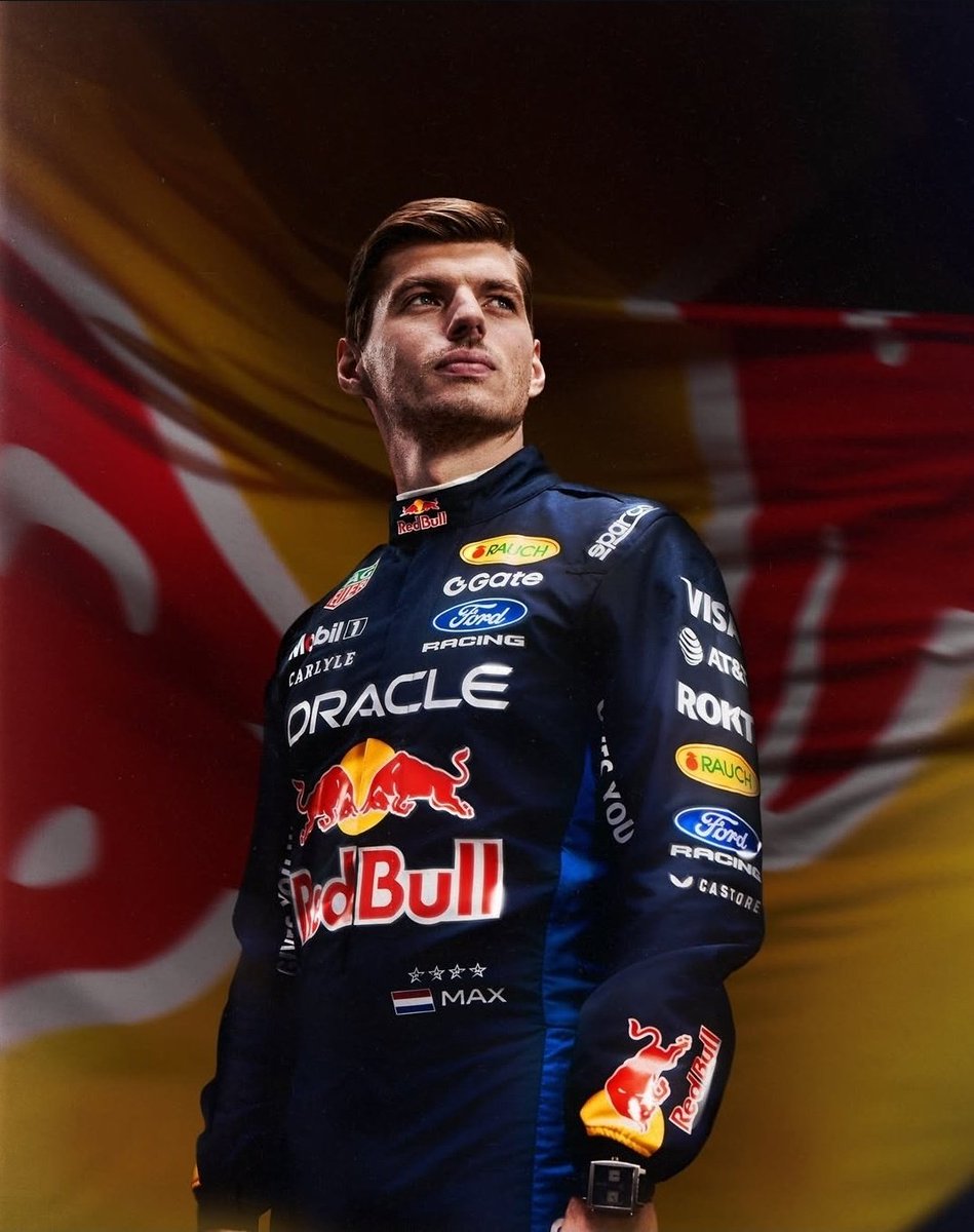 RBR_Daily's tweet image. Max Verstappen in the new race suit.
