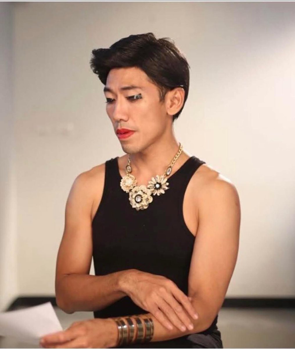 oohs00's tweet image. ภาพเบื้องหลัง โอเอ๋ว กำลังอ่านบทแปลรักฉันด้วยใจเธอตอนพิเศษ ฉลองครบ 20 ปี