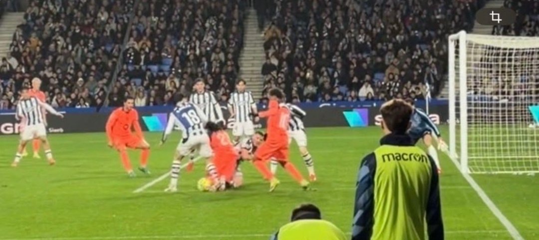 Y ahora que hacemos <a href="/FCBarcelona_es/">FC Barcelona</a> denunciad coñoooo el robo donde sea