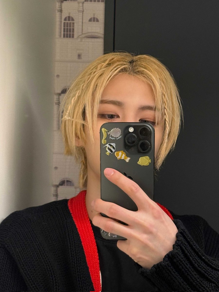 {✶} .. ’ a man full of “Charismatics” tweet media