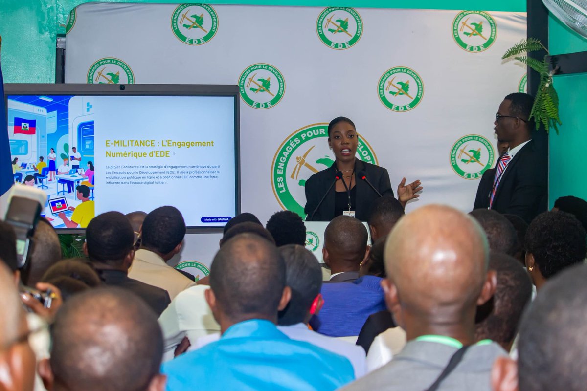 sineus_st's tweet image. Hier, j’ai eu l’opportunité de présenter aux cadres de @anseyan_ede notre nouvelle forme d’engagement au sein du parti : E-MILITANCE. L’équipe les a ensuite accompagnés dans l’appropriation du réflexe numérique, désormais essentiel à notre engagement politique. #EDE