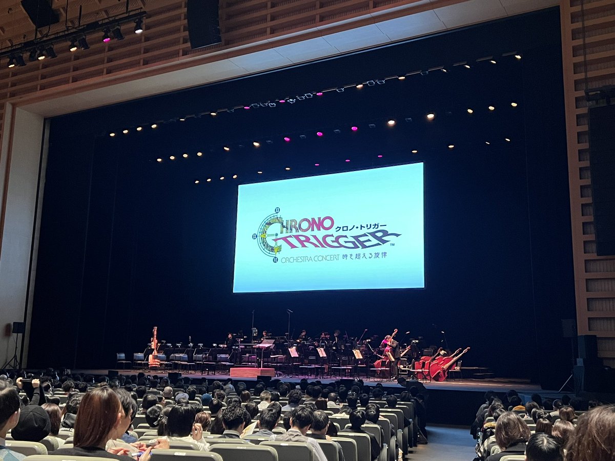 ふりは tweet media