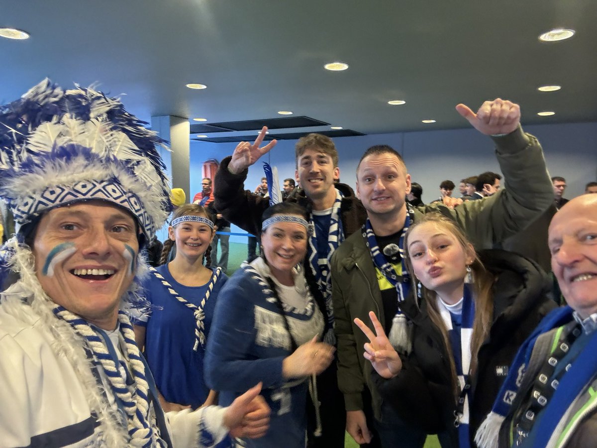 PicassoBen's tweet photo. Superzege van onze Buffalo’s gisteren en heel leuke Tour de stadion😀👍! @KAAGent https://t.co/Egb3esuGh1