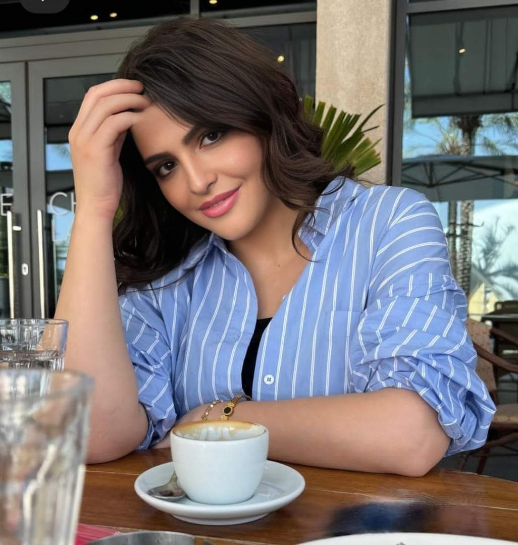 الاميره ريم أرسلت إليك رسالة كيف حالك 🌹
💬
تريد الأميرة ريم إرسال رساله لك
تفائل بالله واكتب يارب
متصل الآن 🟢