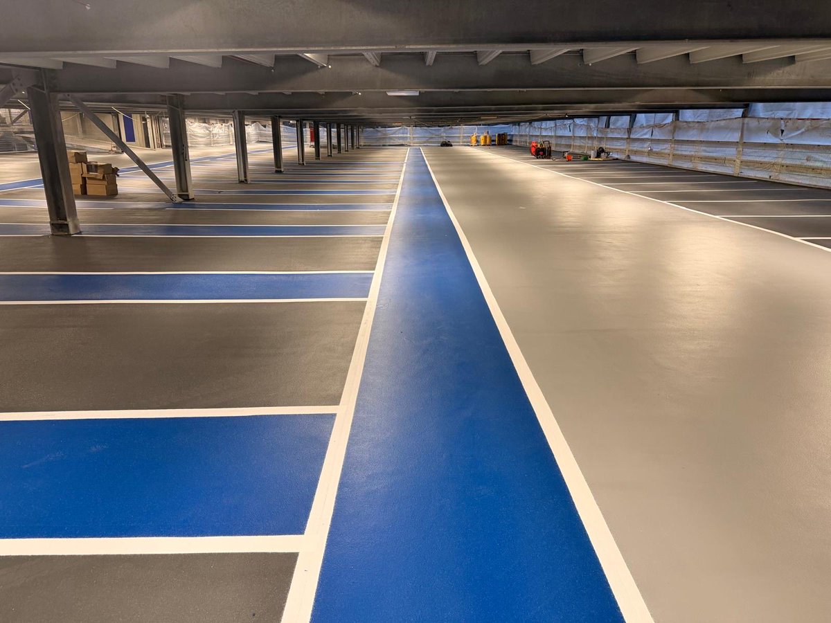 ThelwellFloors's tweet photo. Starting 2026 off with a brand new project at Gatwick airport for Huber parking U.K.! ✈️

We are using Sikafloor 2214 Rapid on the internals and Sikafloor RB-28 on the externals, with a whopping 22,000/m2 to complete! 

#sikafloor #gatwickairport #carparkflooring #huberparking https://t.co/J6gkPZJ1rp