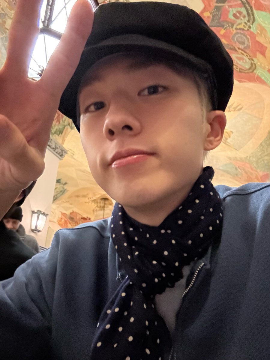 P1H_members's tweet image. Thanks München!!! See you again:)✨

#P1Harmony #JIUNG