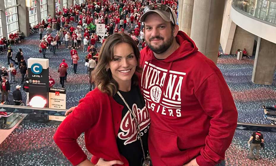 DukeEnergyIN's tweet image. It's game day! Many of our employees - including a former #IUFB player - are fired up for the College Football National Championship. Read what they have to say about the #Hoosiers' big moment. And go, #IU! spr.ly/6012CNNX4.