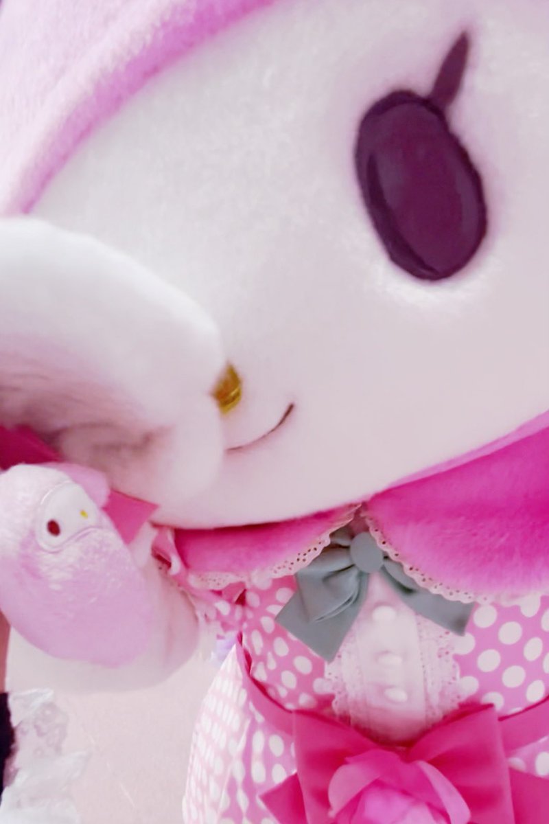 _celw's tweet image. 赤ちゃん時代のマイメロちゃんを愛でるマイメロちゃん♡