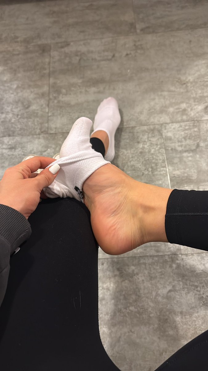 Wolisz w skarpetkach czy bez?