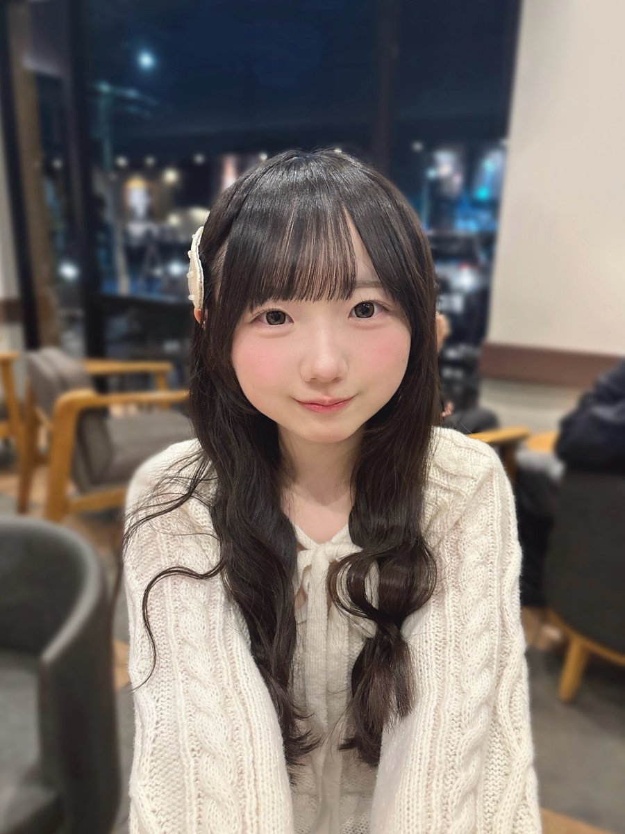 YumeLia_mashiro's tweet image. ご報告

長南舞さんプロデュースアイドルグループ
【YumeLia】のメンバーとして
デビューさせていただくことになりました
高校2年生17歳の宮森茉白（みやもりましろ）です！

これからみなさんと一緒にたくさんの
素敵な思い出を作っていきたいです
よろしくお願いします^ ̳.  ̫ . ̳^#YumeLia