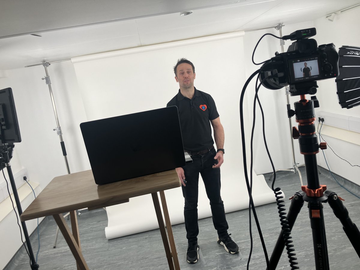 Eon Visual Media tweet media