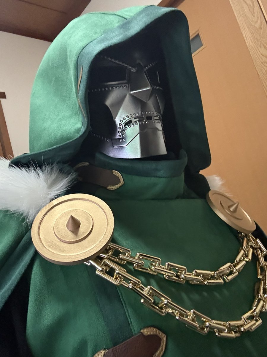 弾けて剥がれたマジックテープ修復したから久しぶりに半分装着w

ドゥームでも早くイベント行きたいな♪