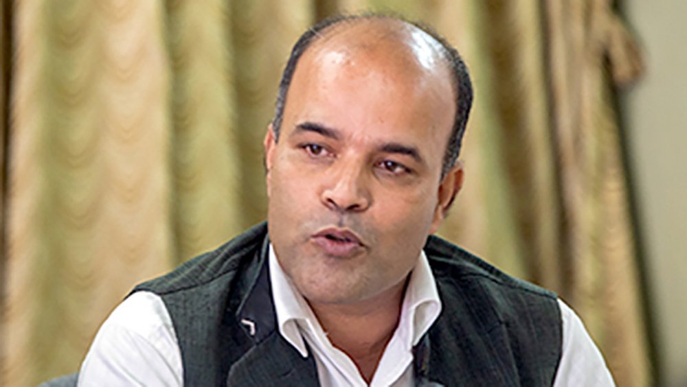 उहाँ कति दिनका लागि जीवित छन? उहाँलाई हार्दिक श्रद्धान्जली भन्न कानुनले मिल्दैन।