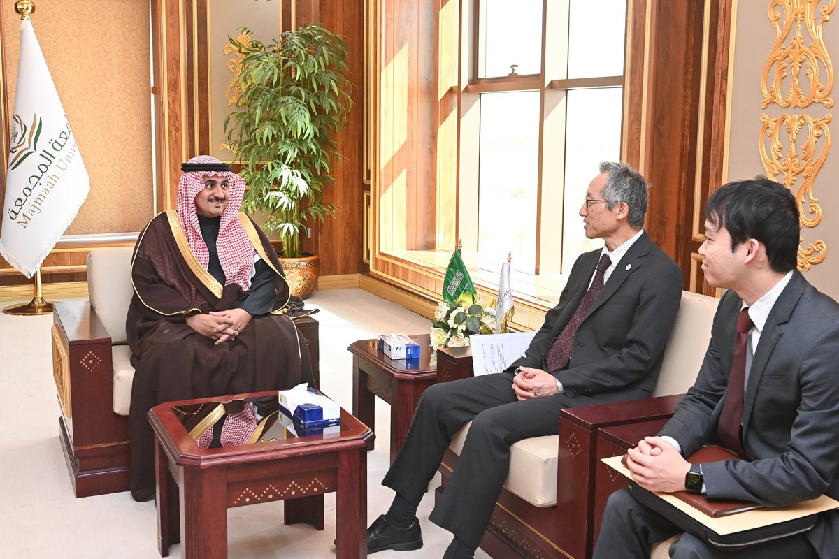 جامعة المجمعة tweet media