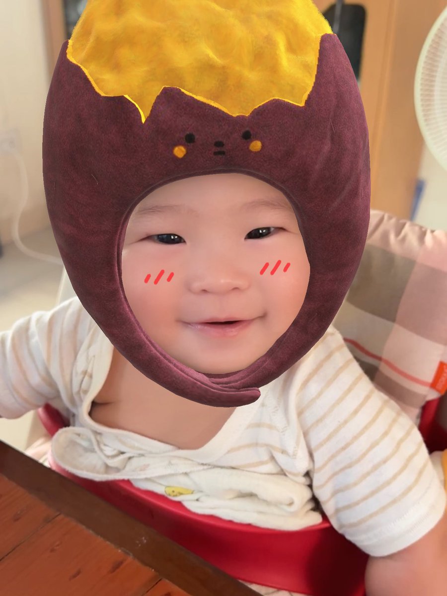 แง นี่เลี้ยงลูกชายมาได้เกือบจะอายุ6เดือน(ครึ่งปี)แย้ว ความเหนื่อยล้าที่ลาออกไม่ได้ แต่มีความสุขมาก แล้วอัยอ้วนก็ยิ้มเก่งมั่กมากกก มี๊เติมอูจินทุกวัน มีฟามสุขสุดๆ