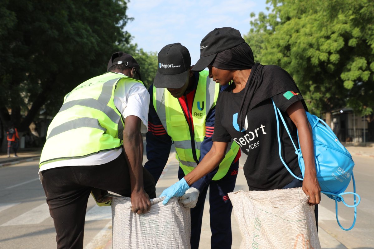 unicefcameroon's tweet image. From plant monitoring to clean water actions and sports activities, @UReportCameroon are leading community-driven change across the country 🌱💧⚽

Youth in action. Impact in communities.

#UReportCameroon #UNICEFCameroon #YouthInAction #ClimateAction  #YouthLeadership