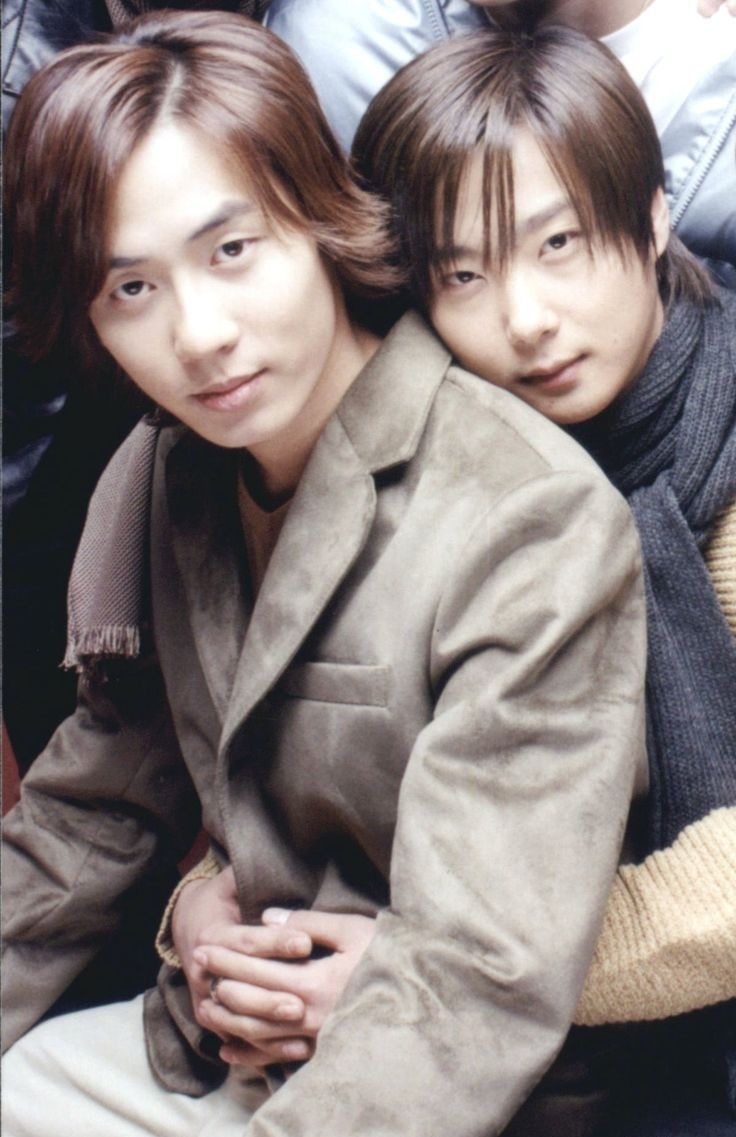 앤디: "키 큰 남자를 꼬시려면 머리를 쓰다듬어야 효과적" 같은 걸 뭔가 봤기 때문에 술 취한 혜성이 형의 머리를 쓰다듬어 보니 한동안 상의 자락을 놓아주지 않을 정도로 사랑받았으니 이건 정말 미쳤다