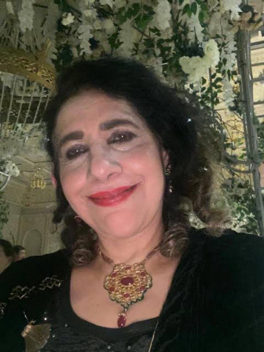 _Ft9t's tweet image. ڈرو اس وقت سے جب یہ بھی سرجری کرواے گئ