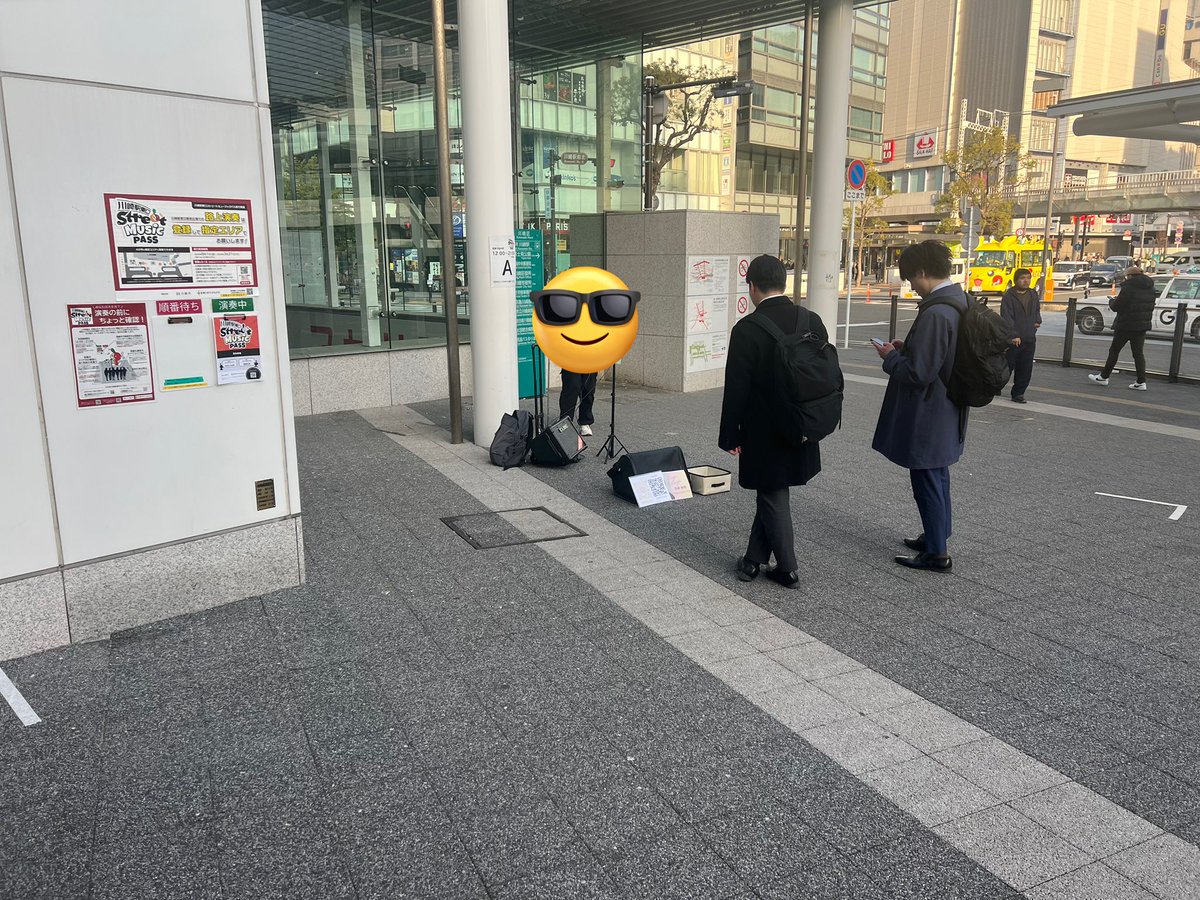 Kaminagi070302's tweet photo. 1.19初路上ライブありがとうございました！
川崎、ガールズバンドクライの聖地でトゲトゲの歌も歌えてﾜｸﾜｸ(っ ॑꒳ ॑c)
活動広げていきます👊 https://t.co/2FGNGKDrMI