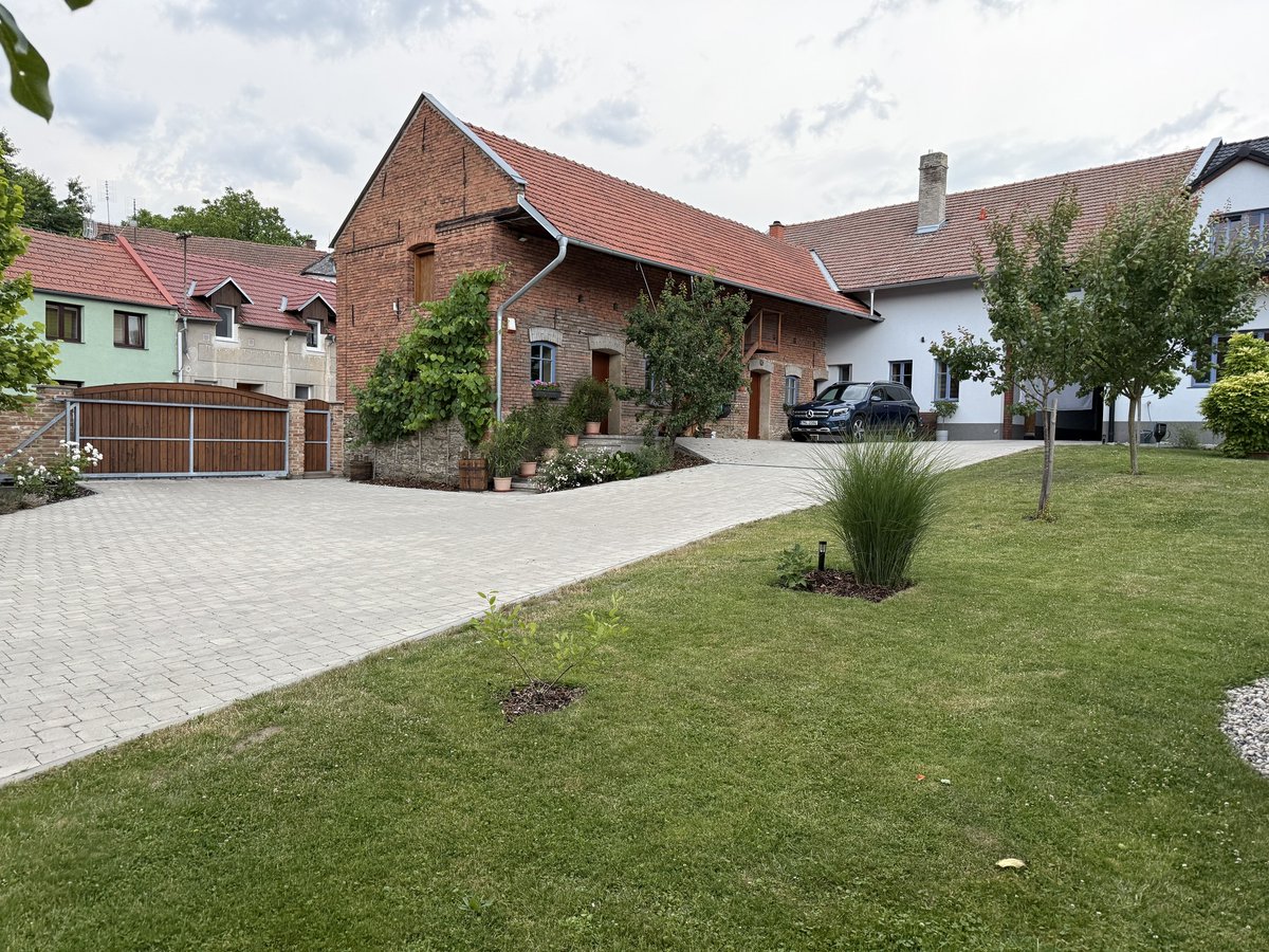 Milan Mihalcin tweet media