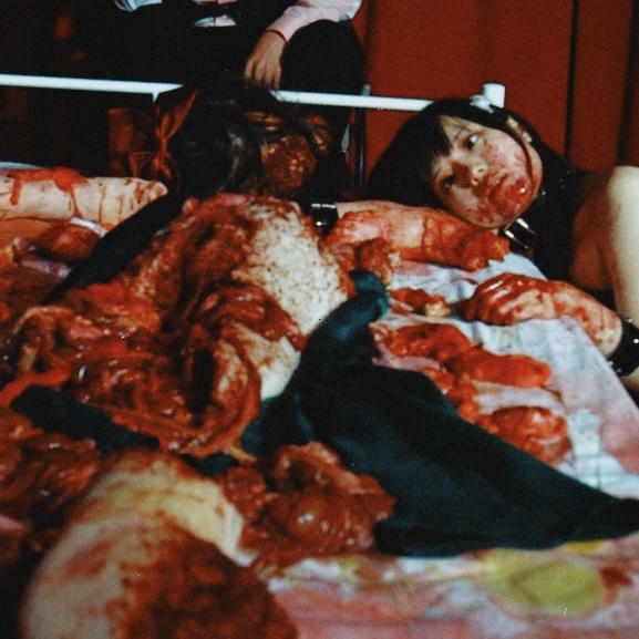 lucrugal's tweet photo. #まいちゃんの日常 #erogore https://t.co/0bAKaEw4gg