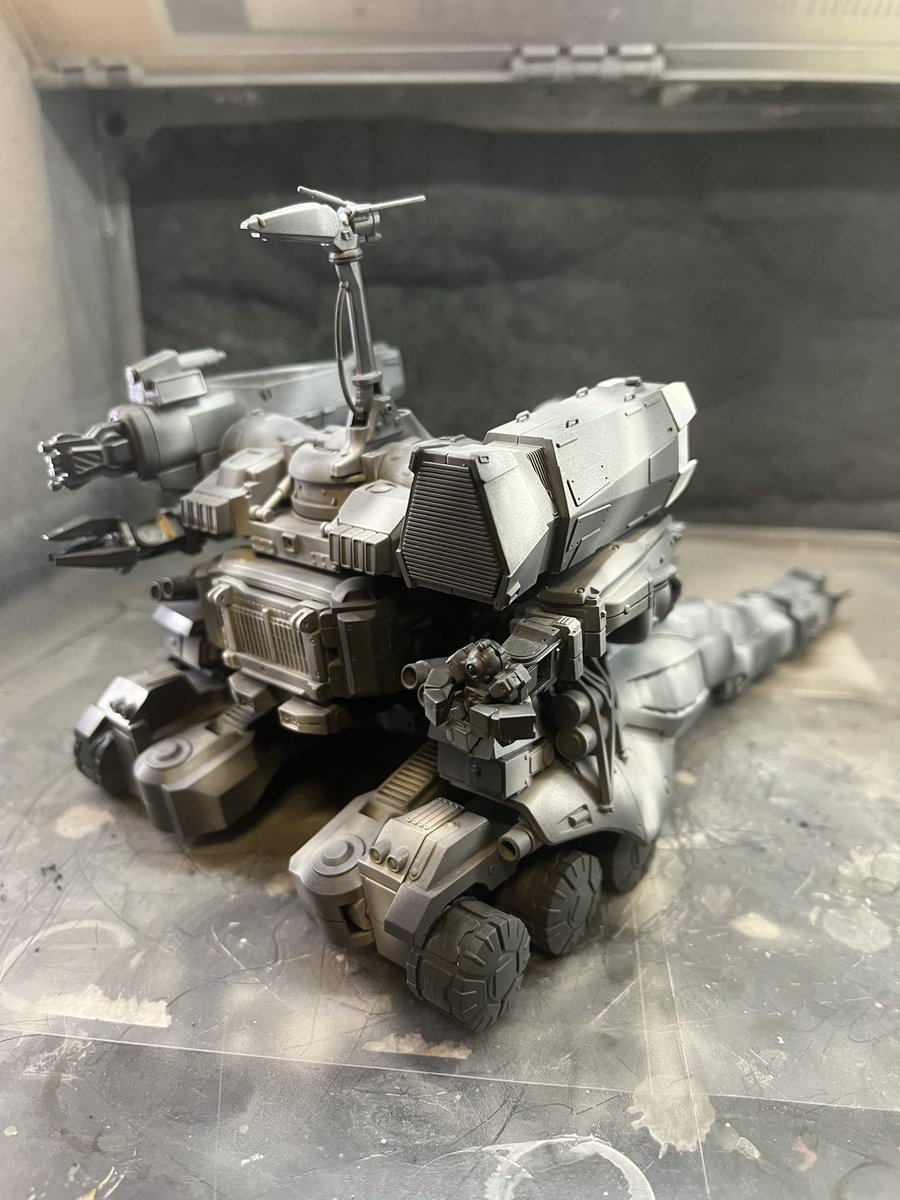 kazz2501's tweet photo. ガンヘッド507号機、一旦仕上
あと汚してデカール貼りか…
右前脚の黄色い照明ですが、本当は左にもあるんです…
1mm位のクリアパーツが何処かに飛んで行きました。見つかりません…

#ガンヘッド #GUNHED
#コトブキヤ #プラモデル
#パーティーしようぜ
#死ぬ時はスタンディングモード https://t.co/mkL4VIRbe0