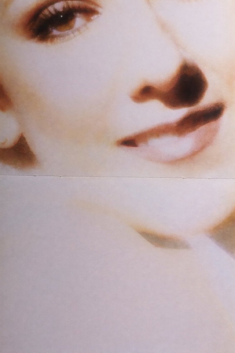 BFABRICEE's tweet photo. And in your eyes I see ribbons of color
I see us inside of each other
I feel my unconscious merge with yours … 
#FallingIntoYou @celinedion https://t.co/TXMx4fJ8Bh