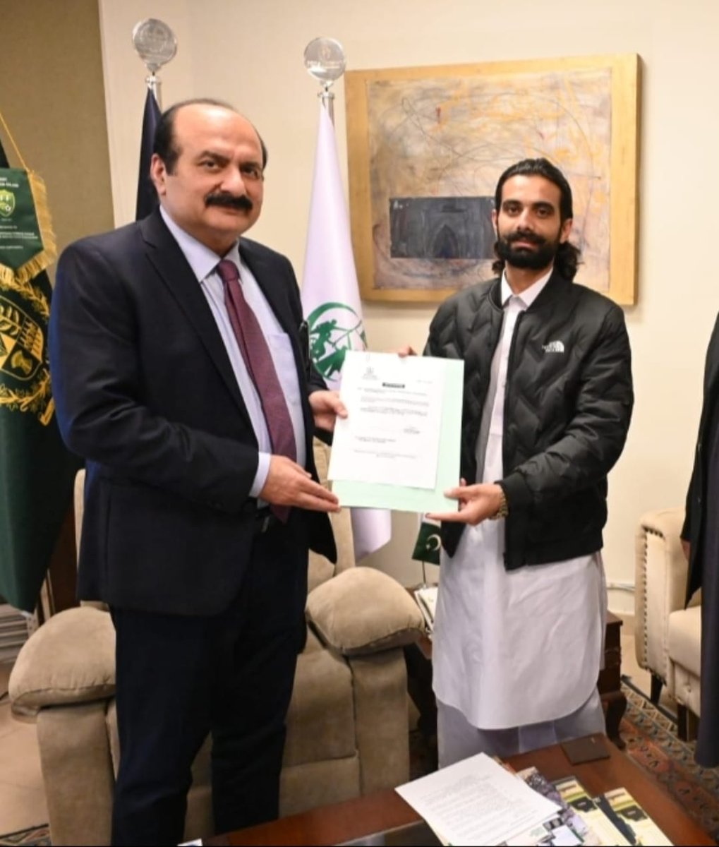 Congratulations to Mr. Nawabzada Wahab Khan on being nominated as Divisional Coordinator, Prime Minister’s Youth Program – DI Khan Division.
This honorary nomination reflects his commitment to youth development and community engagement. Wishing him success #PMYP #YouthLeadership