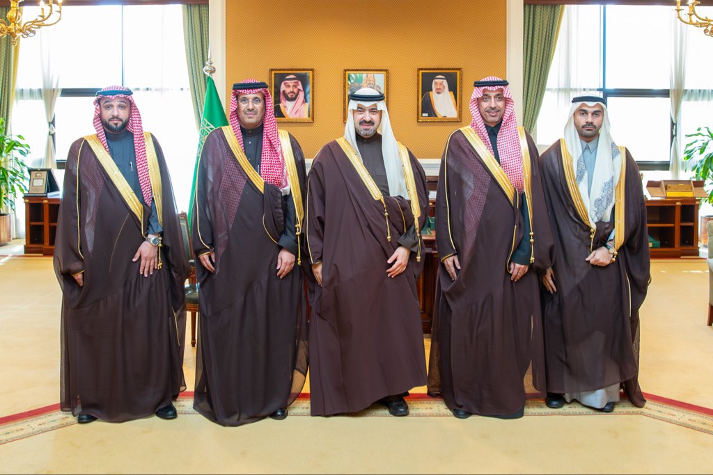 سمو #نائب_أمير_منطقة_تبوك الأمير #خالد_بن_سعود بن عبدالله الفيصل بن عبدالعزيز يستقبل الرئيس التنفيذي للهيئة السعودية الصناعيه  لـ"مدن" المهندس ماجد بن رافد العرقوبي ويطلع على تقرير عن أعمال الهيئة بالمنطقة .