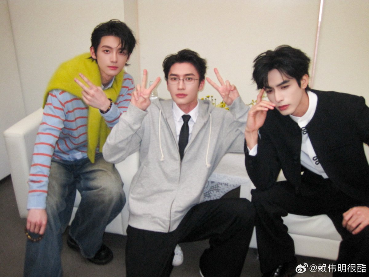 three attractive boys of shine on me ☀️

#laiweiming #qinxiaoxuan #songweilong