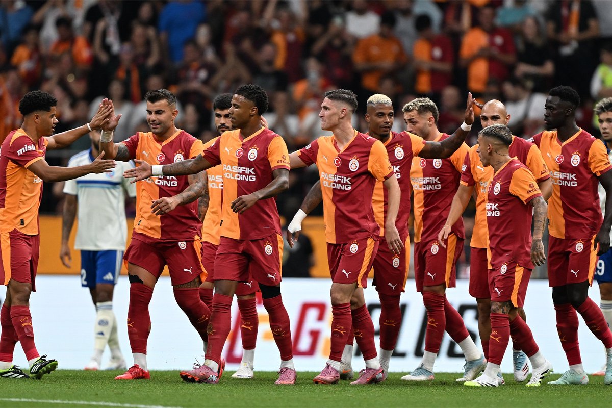 📌 UEFA Şampiyonlar Ligi’nde 7. hafta heyecanı yarın başlıyor. 

📌 Temsilcimiz Galatasaray, 21 Ocak Çarşamba günü saat 20.45’te Atletico Madrid’i İstanbul’da ağırlayacak.

📌  TRT 1’den yayınlanacak maçı Rumen hakem Istvan Kovacs yönetecek. Devler Ligi'nde iki gün boyunca toplam