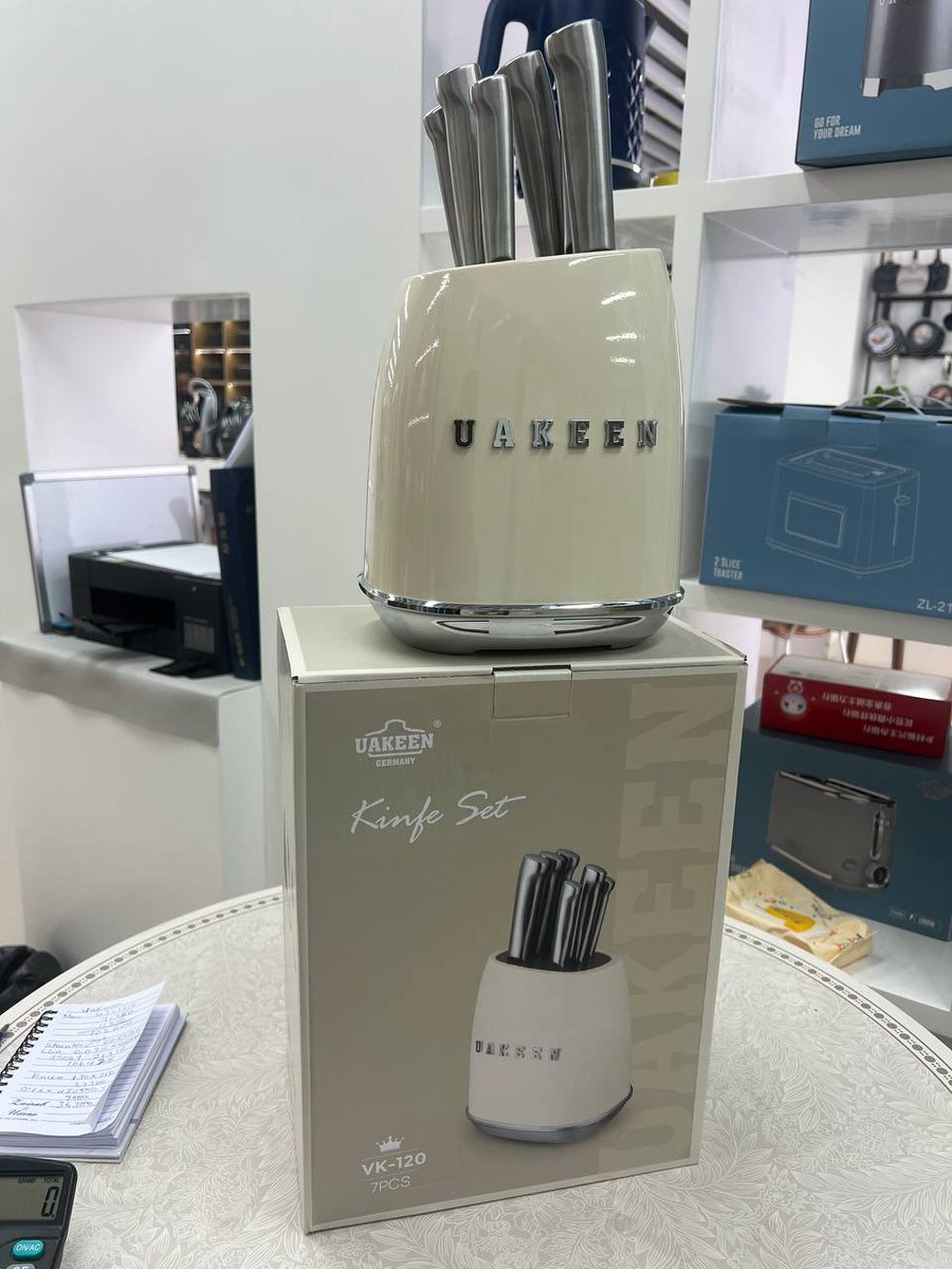 Uakeen quality knife set 58,000