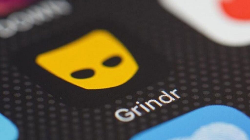 Hechosanderecho's tweet image. #LaPlata 
#ViudoNegro
 513 entre 10 y 10 bis, Ringuelet. 
Pactó una cita por la app Grindr, después de varios días de intercambiar mensajes con un hombre que se identificó como "Marcos". 
Tomaron mate, hasta que el invitado le pidió que bajara las luces. Cuando el dueño de casa…