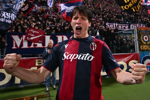 lorenzooleporee's tweet image. #Fiorentina e #Bologna ai dettagli per lo scambio #Sohm-#Fabbian

I dettagli ⤵️

@SpaceViola_Com | @PianetaBologna_