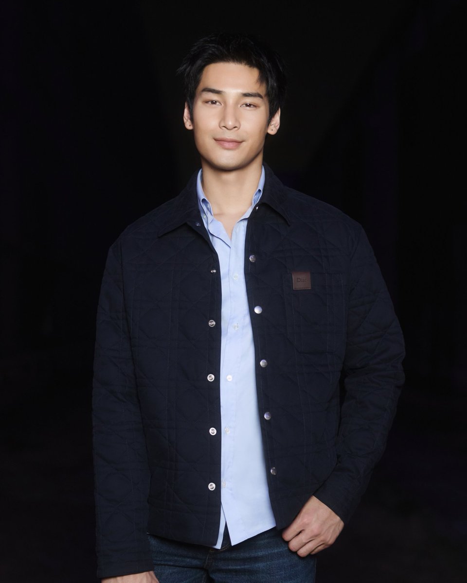 LoveyouApo's tweet photo. @ApoNattawinofc @Nnattawin1 @Dior หล่อสุด สุดหล่อ #starindior
#DiorWinter26 https://t.co/SgC0Z8iq9q