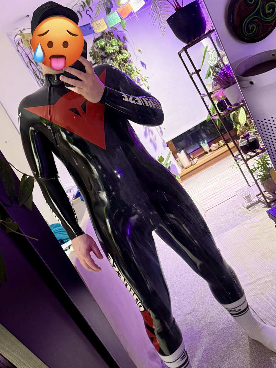 SwitchOnRubber tweet media