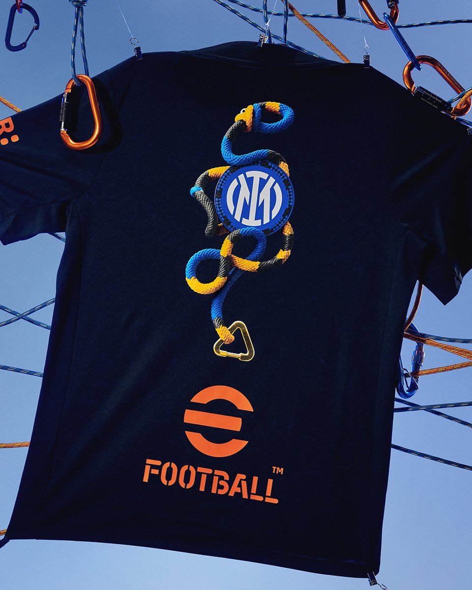 Modern Notoriety tweet media