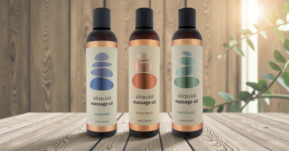 Holiday Products tweet media