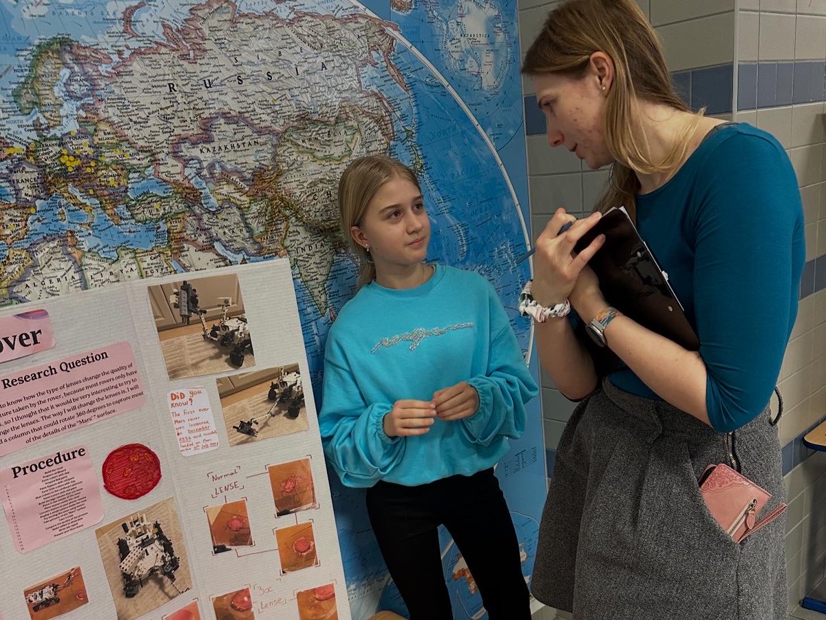 International School of Brno tweet media