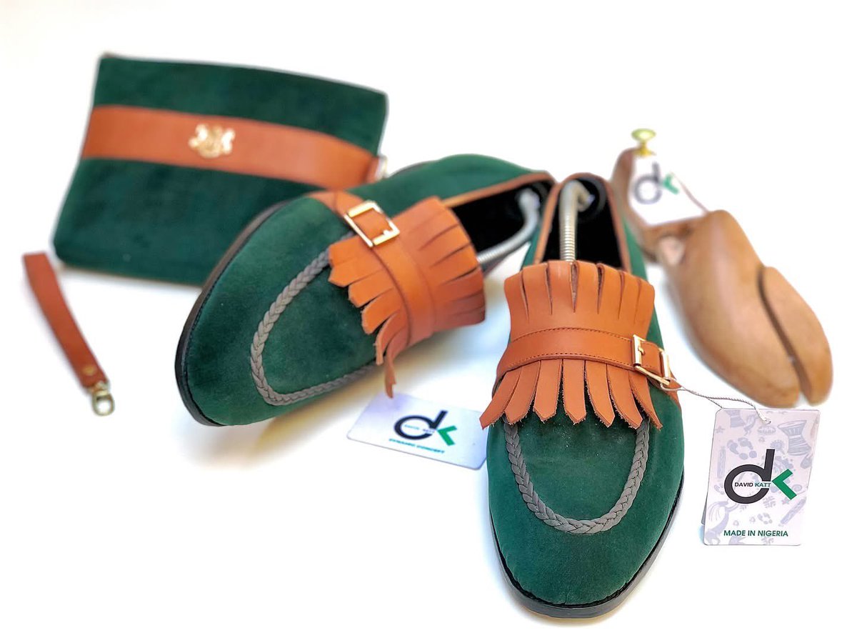 DavidKattDC's tweet photo. Introducing the David KATT Shredded StrapOn Loafer X Regal Strap Clutch — a fusion of bold craftsmanship and modern luxury.
Own the moment. Own the style. Own the David KATT experience.🟩🟫
Shop now 🛍️ https://t.co/S2kgBs7W3f

• Worldwide shipping available
Super bowl
Pats
Rams https://t.co/IzqCz1Fa3b