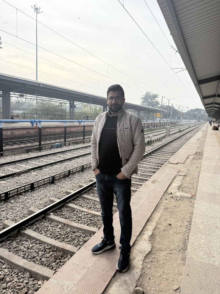 Technical Israr tweet media