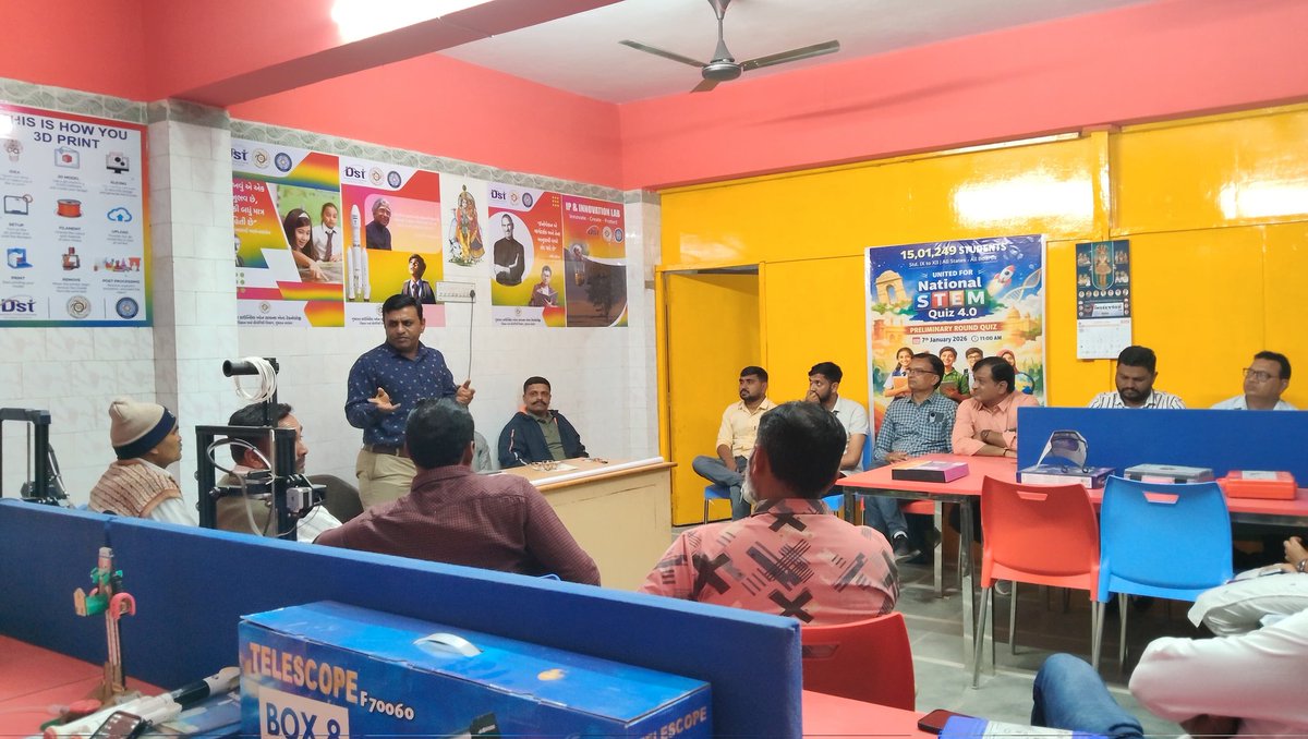 IPLabGirSomnath's tweet photo. #Gir-Somnath District science teachers
#visit to Ip_Innovation_Lab Gir-Somnath
#Detailed Information about Ip Lab
#Ip_Innovation_Lab models
#Retraining of #Quntamscience kits
#some of onhend activities
#Explained about #stem_quiz 4.0
#with importance of Ip &
#Ip_Awareness Pro https://t.co/9ek4pWY5ne