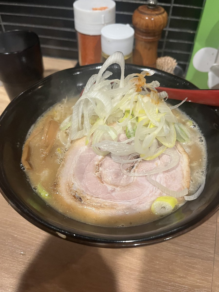 今日の夜もツイキャスだ
なーに喋るかな〜
考えながらシャワー浴びて来ます
とりあえずここから聞いてー

twitcasting.tv/topgun_taichi

本日は上野にある花田の味噌ラーメンを添えて
うますぎまじで